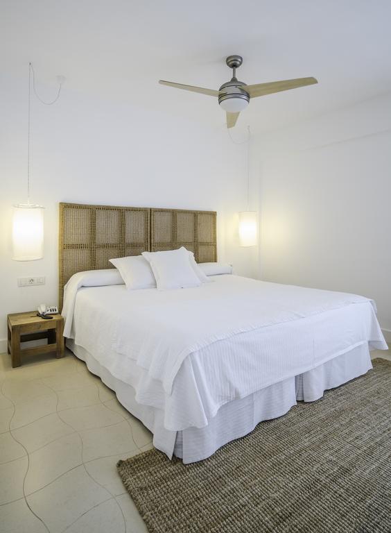 Hotel Es Mares San Francisco Javier Ngoại thất bức ảnh